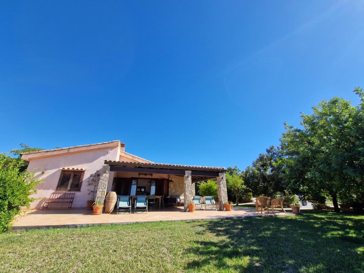 Villa Del Carrubo A Due Passi Dal Mare Di Cefalu Collesano Exterior foto